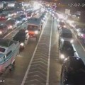 Kilometarske kolone i kolaps na granicama: Kamiondžije zarobljene, na izlaz iz Srbije čeka se i do sedan sati