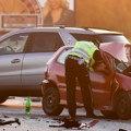 Teška nesreća na autoputu kod novih banovaca: Automobili potpuno smrskani, delovi razbacani po putu: Kilometarske kolone…