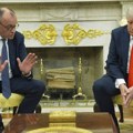 „Sankcije bi mogle biti uvedene i Rusiji i Ukrajini“: Tramp se sastao s Mercom u Beloj kući