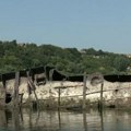 Od 21 broda nemačke flote kod Prahova do sada izvađeni jedan brod i jedan čamac puni eksploziva