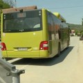Rubrika "verovali ili ne" ili svakodnevica u Bagrdanu: Jedan autobus ih vozi u rikverc do mosta, pa drugi preuzima