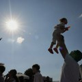 Из тмине у светлост: Ослобођене Хамасове таоце чека тежак пут повратка у нормалан живот