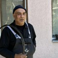 Osman je jedini dimničar u Nišu koji čisti kaljeve peći – omiljen je u gradu, zovu ga Garavi Anđeo, a reklamacija posle…