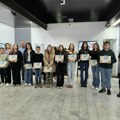 Uručenjem zahvalnica završena druga likovna radionica sa decom u Galeriji "Čedomir Krstić"
