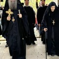 Велика субота на КиМ: Патријарх Порфирије у Пећкој патријаршији служио Свету литургију