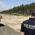 Нови пожар код Сјенице ван контроле, борба с ватром на Столовима, опасност од ветра у Делиблатској пешчари