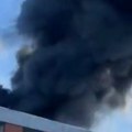 Zastrašujući požar u Novom Sadu: Dim kulja na sve strane