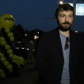 "Prevarila me je sa najboljim drugom u wc-u" Našem glumcu devojka zabila nož u leđa, morao i kod psihijatra: "Poslali su i…