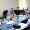 Održan sastanak o situaciji u Gadžinom Hanu. Voda se doprema cisternama, povećan rizik od požara