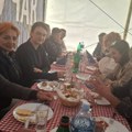 Gradonačelnik Novog Sada na „Salajačkom doručku“: Građani ga izviždali i poručili mu da SNS vrati otetu manifestaciju