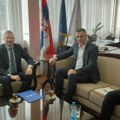 Poverenik za zaštitu ravnopravnosti Antonijević sa gradonačelnikom Novog Pazara o položaju manjina i LGBTI zajednici