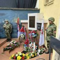 U Sremskoj Mitrovici položeni venci na spomen-obeležje stradalima tokom NATO bombardovanja