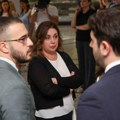 Miljana Kecmanović stigla u sud! Danas je dan D za Kecmanoviće, roditelji dečaka-ubice iz "Ribnikara" čekaju presudu…