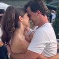 Treći put oženio istu ženu: Naš pevač (30) napravio gala svadbu, Stevan Piale uzeo mikrofon, pa pao strastven poljubac…