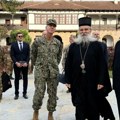 Novi komandant KFOR-a prvog dana po preuzimanju dužnosti posetio vladiku Teodosija zajedno sa admiralom NATO