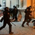 Saslušani osumnjičeni za nerede na protestima u Beogradu, saopštilo tužilaštvo
