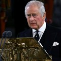 Kralj Čarls se vratio u London: Poznato kada ide na operaciju