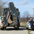 Još dva bagera stigla na lice mesta Pojačana pretraga terena na kojem je nestala devojčica (foto)