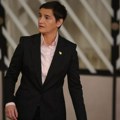 Kako se Ana Brnabić transformisala u Vučića