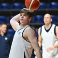 Najmlađi i omiljeni MVP NBA lige zajedno sa Andrejem Kostićem, mnogi su se oduševili zbog ovog susreta