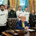 Igralište za odrasle – Tramp, Juventus i politika bez ofsajda