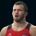 Prve reči srpskog rvača koji je osvojio zlato u Zagrebu pa podigao tri prsta: "Ja nisam ni znao da se to može drugačije…