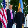 "Lep si u toj jakni": Zelenski ponovo u centru pažnje nakon skandala u Beloj kući (Foto)