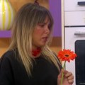 Verovali ili ne – uz pomoć voska može da se produži svežina rezanog cveća