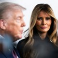 Hit snimak: Tramp zaplesao pred svima, Melanijina reakcija "ukrala šou" VIDEO