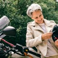 Ново истраживање открило је изненађујућу здравствену корист седе косе