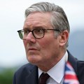 Observer: Starmer razmatra podnošenje ostavke, saopštenje bi moglo biti u ponedeljak