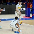 SAD rutinski do polufinala! Italija isprašena s nulom