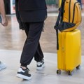 Stjuardesa upozorava: Ovu odeću nikada ne bi trebalo da nosite u avionu