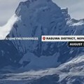Novi snimak pokazuje gde se urušio glečer (VIDEO)