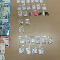 (Foto) Britanac pao na Jadranu! Policajci ga presreli u Tisnom zbog sumnjivog ponašanja, a onda usledio usledio šok: Kod sebe…
