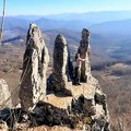 Stounhendž na jugu Srbije! Tri kamena na Suvoj planini skrivaju veliku tajnu i postaju prava atrakcija
