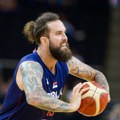 Miroslav Raduljica stiže na Kosovo - Albanci mu već prete: Srpski košarkaš na meti jezivih upozorenja! (foto)