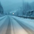 Pao sneg na Zlatiboru, i to dobar! Već ga ima 5 centimetara, zabelela se i Kadinjača! (foto, video)