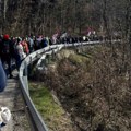 Studenti pešače ka Kragujevcu, glumci u šetnji Beogradom, protest ispred Ministarstva prosvete