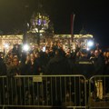 Uživo Studenti u Pionirskom parku: Ne želimo nasilje; Prof. Petrov održao predavanje, poslao moćnu poruku