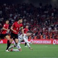 Gađanje sa tribina, prekidi, skandali i još mnogo toga... Petrović je heroj Orlova, Mitrović "promašio pobedu"! Ovo su…