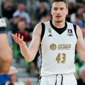 Ređaju se odlasci, a dolazaka još nema: Dubai se oprostio od Leona Radoševića