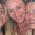 "Kad shvatiš koliko si bogat": Anabela Atijas pokazala obe sestre: "Aida mi je sa tatine strane, a Romanela sa mamine" (foto)