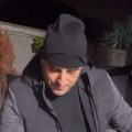 Podliv ispod oka: Darko Lazić nakon saobraćajke kuva kotlić u dvorištu u Brestaču, pa zagrmeo: "Naći ću je po mirisu kose"…