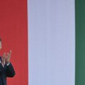 Nakon položene zakletve Peter Mađar se obratio hiljadama okupljenih ispred mađarskog parlamenta