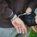 MUP: Uhapšen muškarac zbog sumnje da je u subotu u Beogradu kamenjem gađao policiju