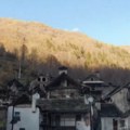 Selo je zimi ostajalo bez direktnog sunca, a onda su sproveli jedan od najčudnijih eksperimenata (video)