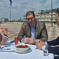 „Vučićevo kiselo lice iznad činije sa trešnjama“: Slobodna Dalamacija o „popularnosti“ predsednika Srbije