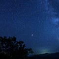 Nebeski šou! Zemlju noćas zasula kiša meteora, Beograđani golim okom posmatrali spektakl sa Avale