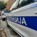 Povređen vozač motora u udesu u Nišu